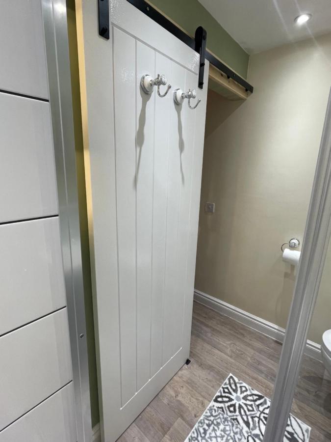 The Cotswold Nook Hotell Dursley Eksteriør bilde